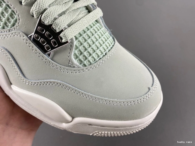 Rep Husky Jordan (W) Air Seafoam 4 HV0823-003 0719